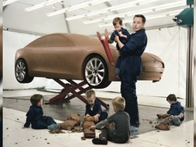 Elon Musk, Robotları Müfredata Alan Bir Okul Kurdu